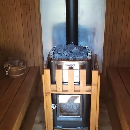 Rocky House 住宿加早餐酒店 *