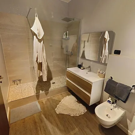 Rocky House 住宿加早餐酒店 日帕特尼纳