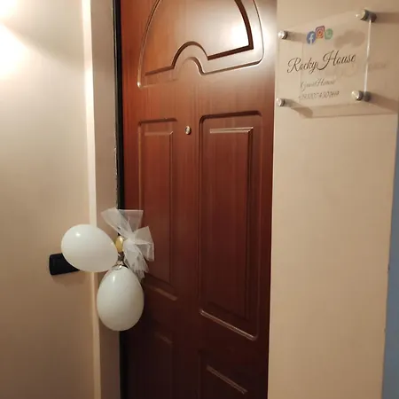 住宿加早餐酒店 Rocky House 日帕特尼纳